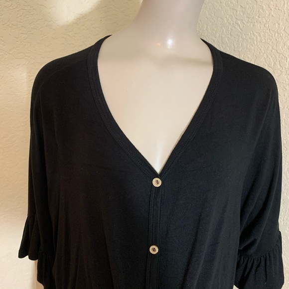 Promesa Black  Ruffled Short Sleeve Top - Picture 8 of 9